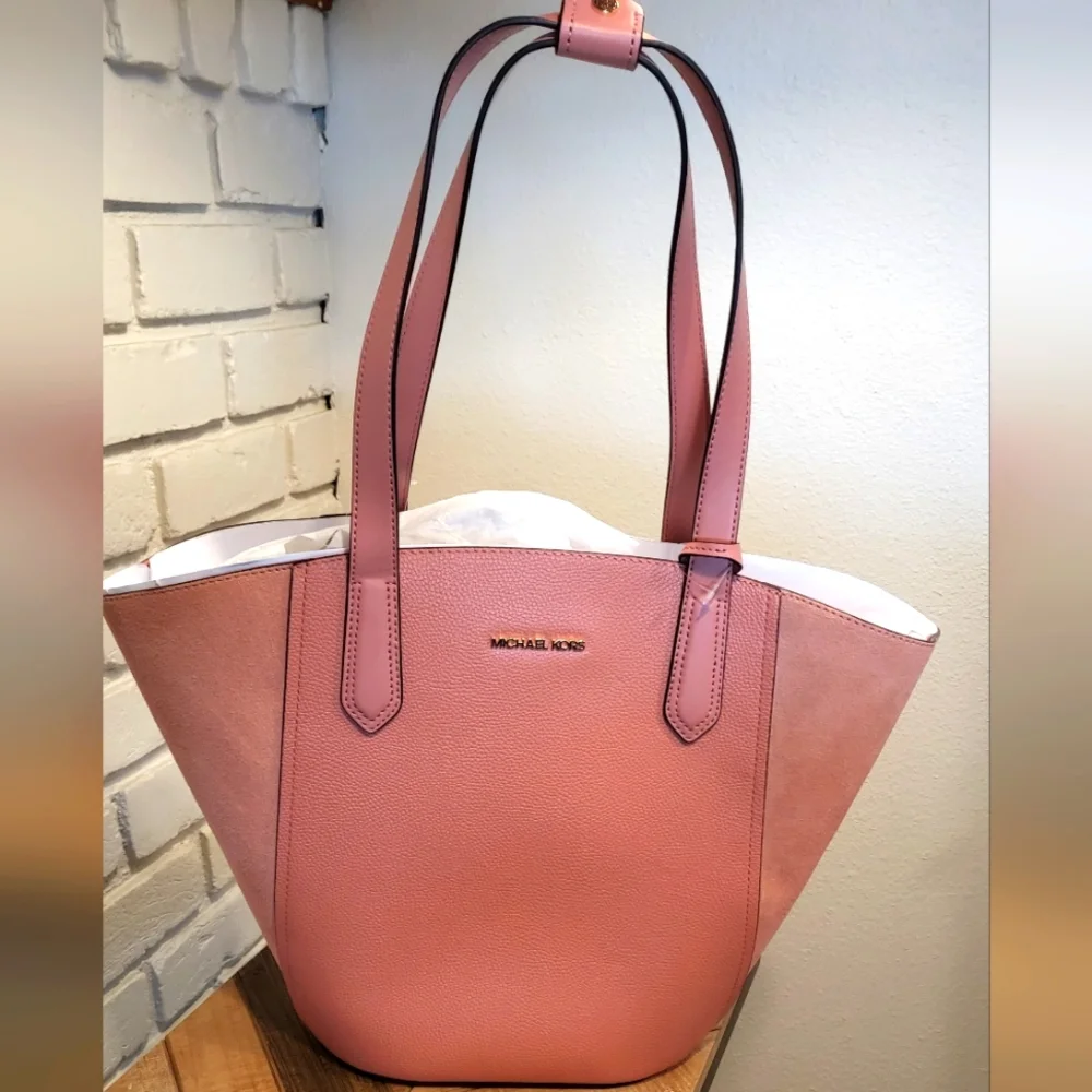 👜 Michael Kors Portia Bucket Large Tote NWT - Picture 2 of 16